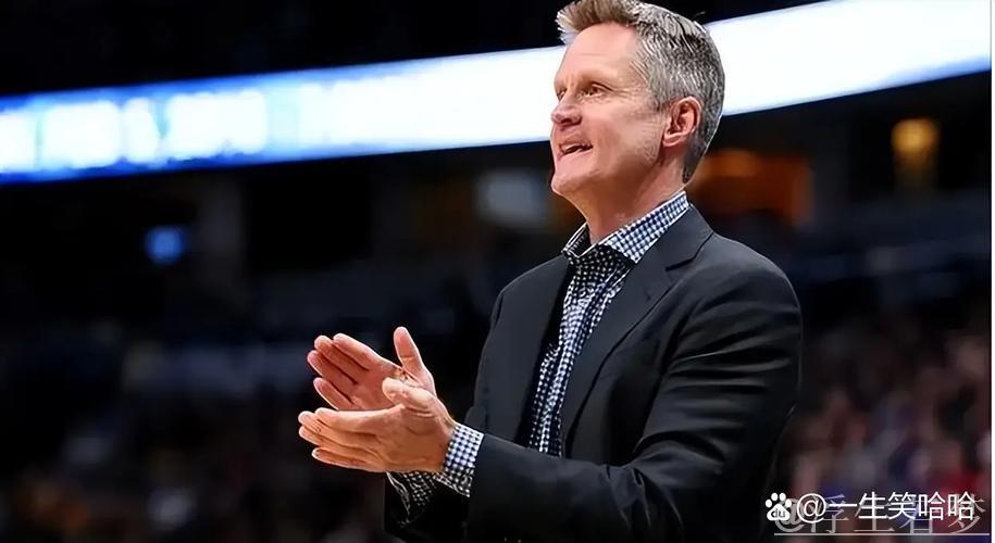 科尔评价梅尔顿:防守出众,决策果断且基本功过硬 科尔评价梅尔顿:防守出众,决策果断且基本功过硬